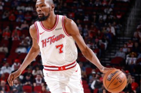 Kaiyun- 杜兰特爆冷击败西班牙队,回归赛场引爆全场视频 